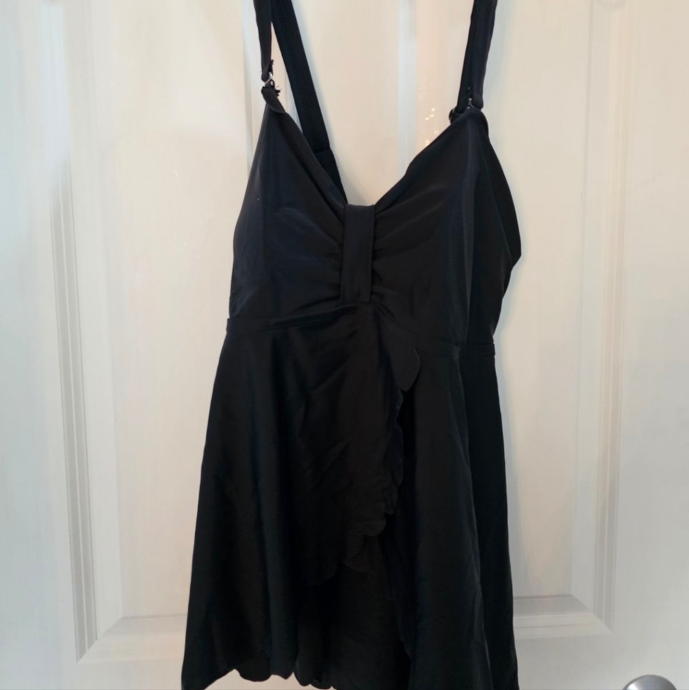 Black 2 piece bathing suit